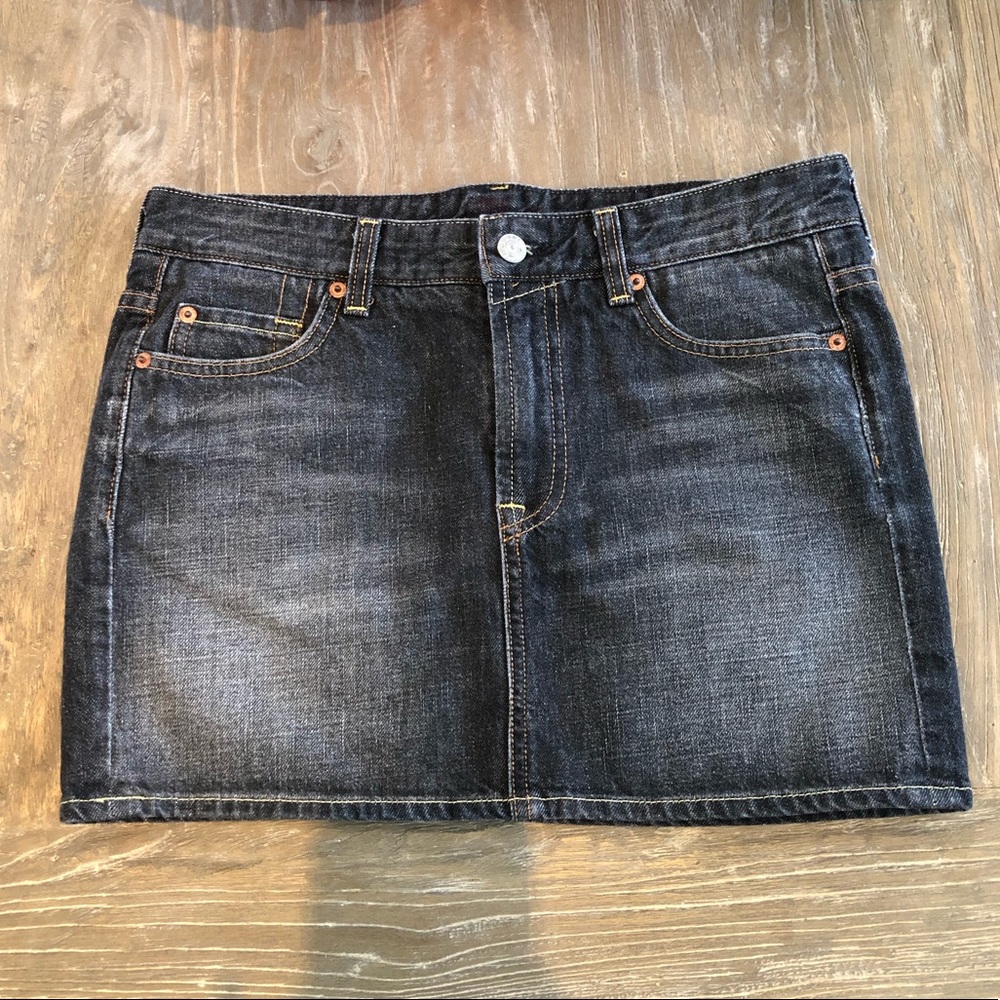7 For All Mankind Black Jean Skirt sz 26